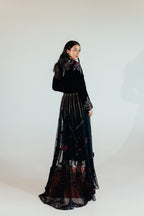 Natalia Embroidered Train